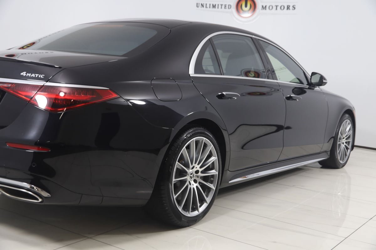 Used 2022 Mercedes-Benz S 500 4MATIC w/ AMG Line Package image 49