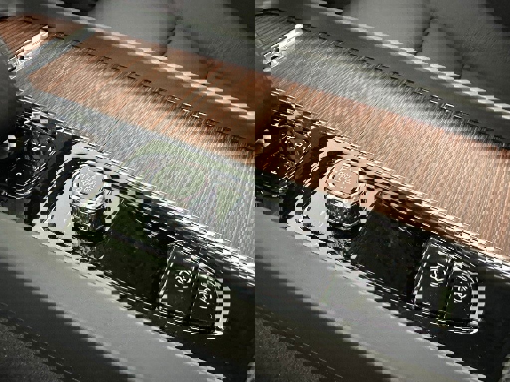 New 2024 Volvo S60 B5 Plus w/ Climate Package image 22