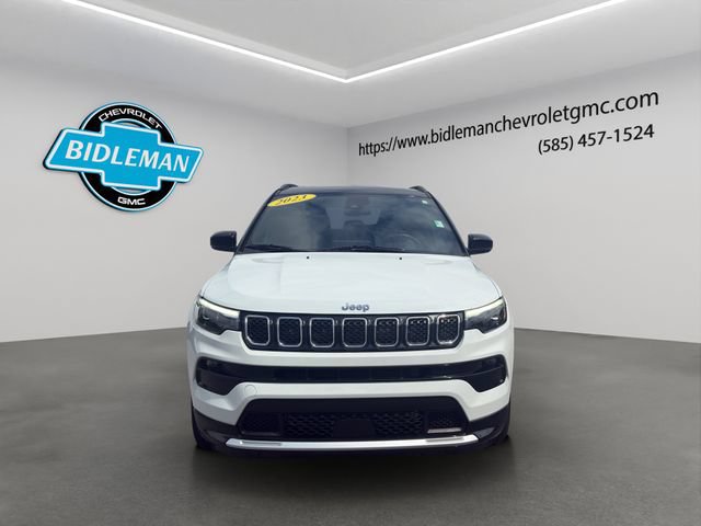 Used 2023 Jeep Compass Limited w/ Elite Group AWD/4WD image 2