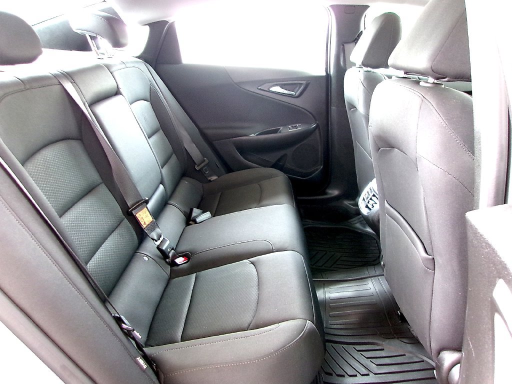 Used 2024 Chevrolet Malibu LT FWD image 18