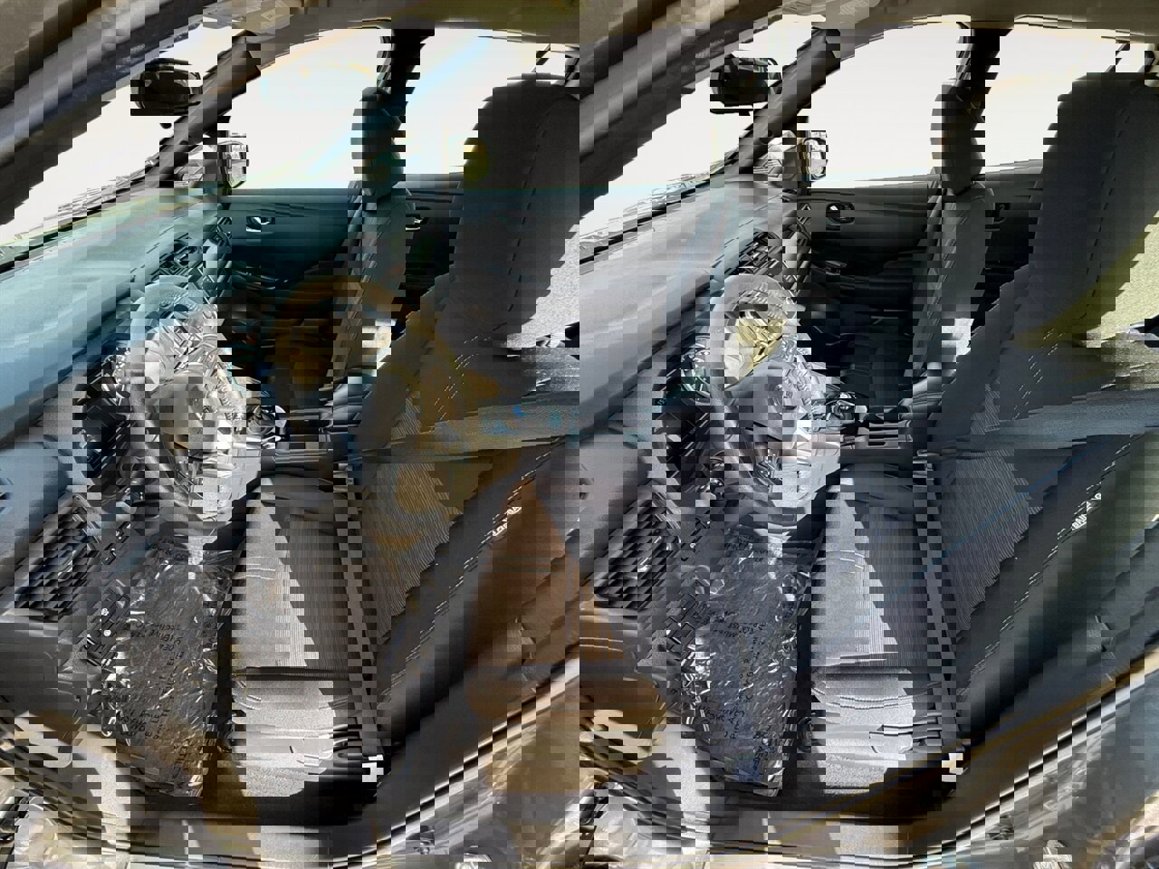 Used 2020 Nissan Leaf SV image 9