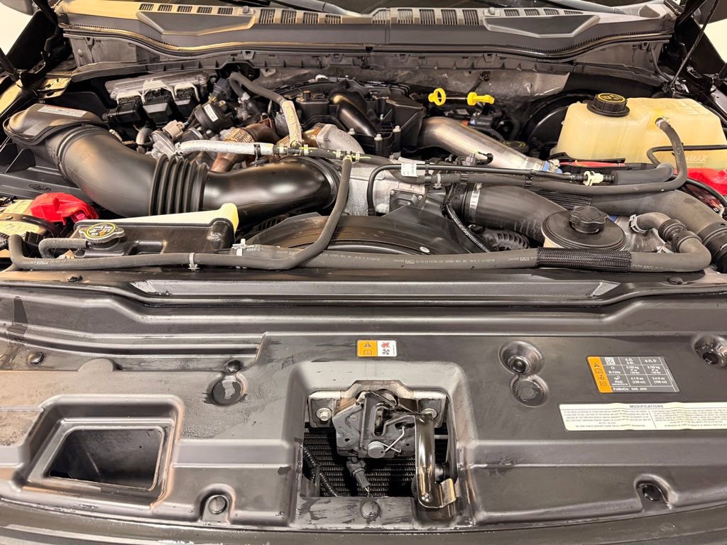 Used 2019 Ford F250 XLT w/ XLT Value Package image 6