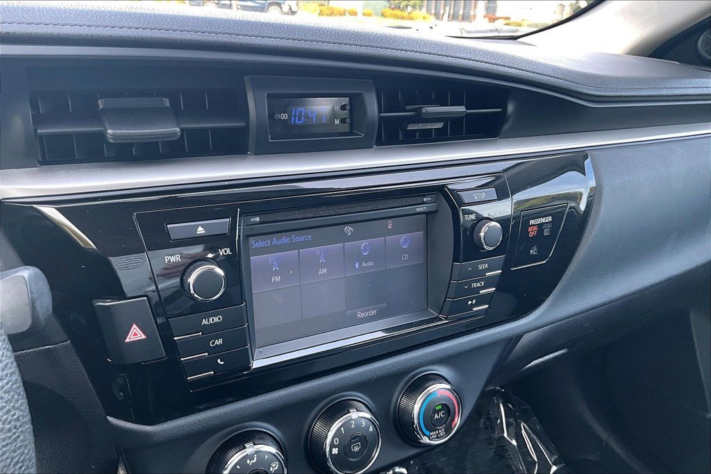 Used 2016 Toyota Corolla L FWD image 29