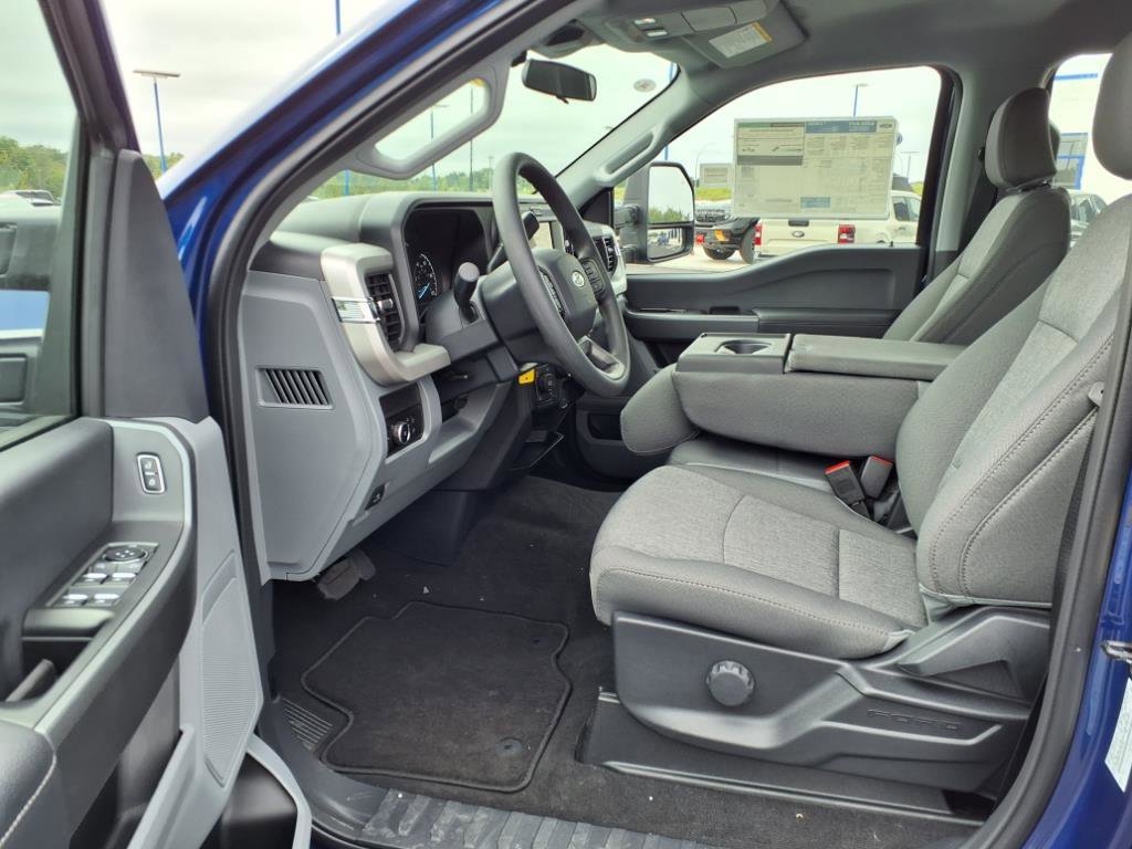 New 2026 Ford F250 XL image 7