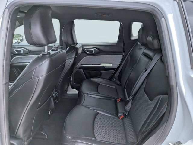 Used 2024 Jeep Compass Latitude AWD/4WD image 13