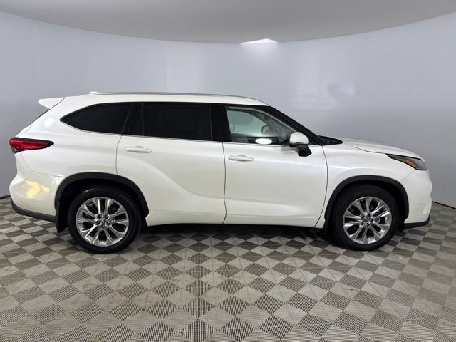Used 2020 Toyota Highlander Limited AWD/4WD image 8