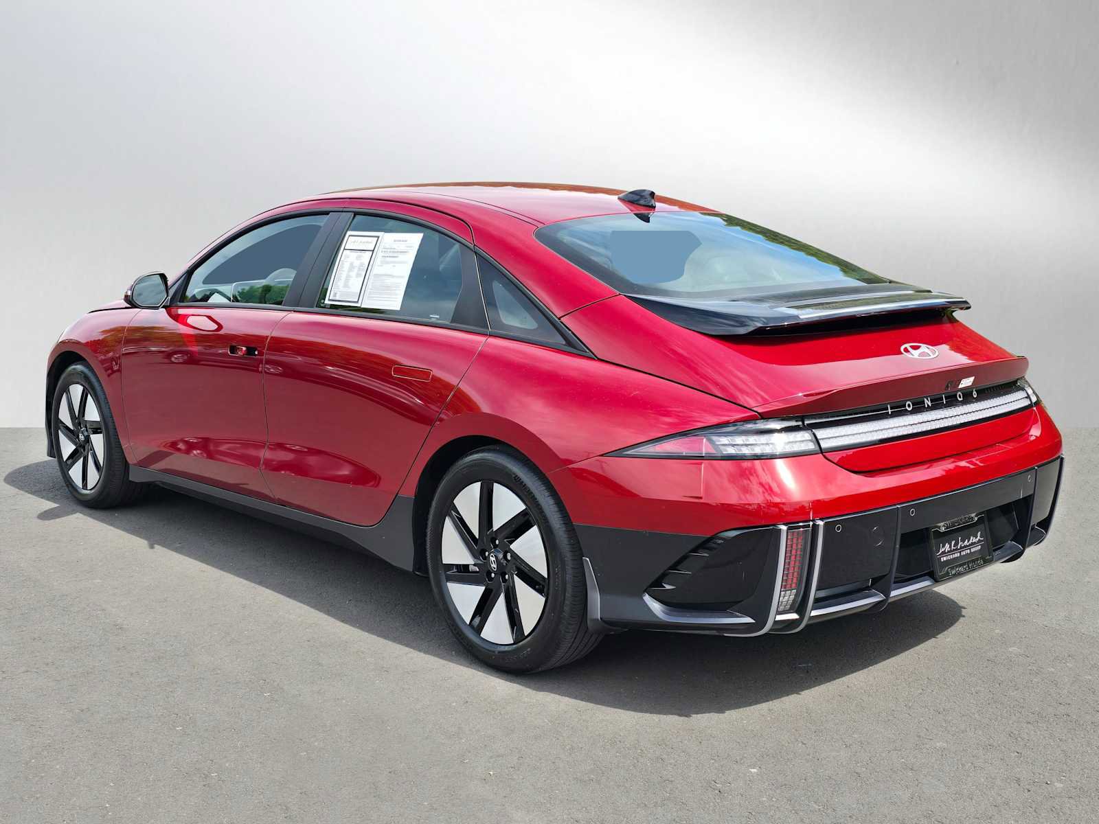 Used 2024 Hyundai Ioniq 6 SE AWD/4WD image 5