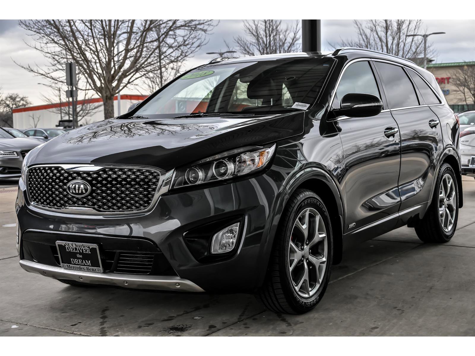 Used 2018 Kia Sorento SX image 5