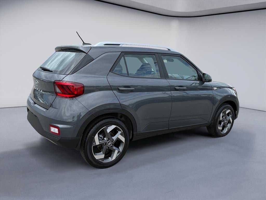 New 2026 Hyundai Venue SEL FWD image 5