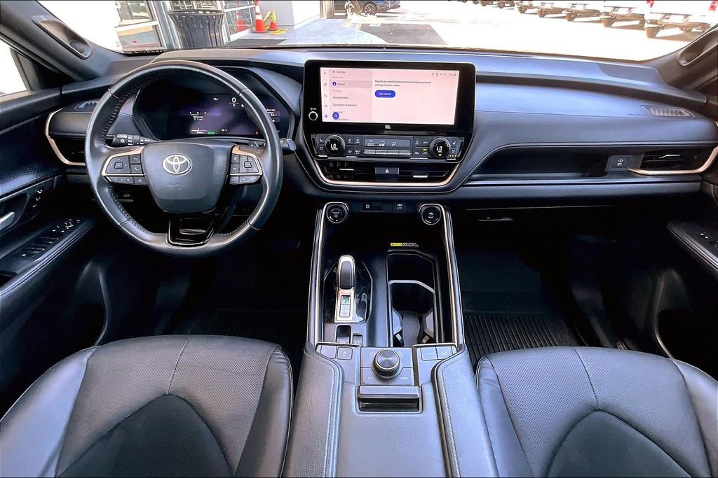 Used 2024 Toyota Grand Highlander AWD Hybrid image 7