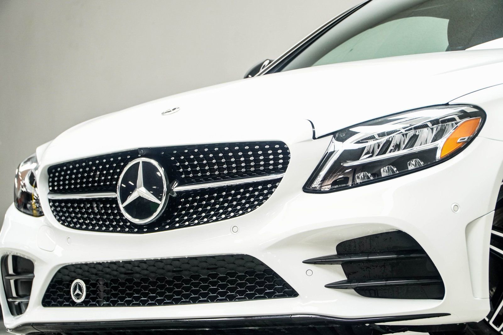 Used 2023 Mercedes-Benz C 300 4MATIC Coupe image 2