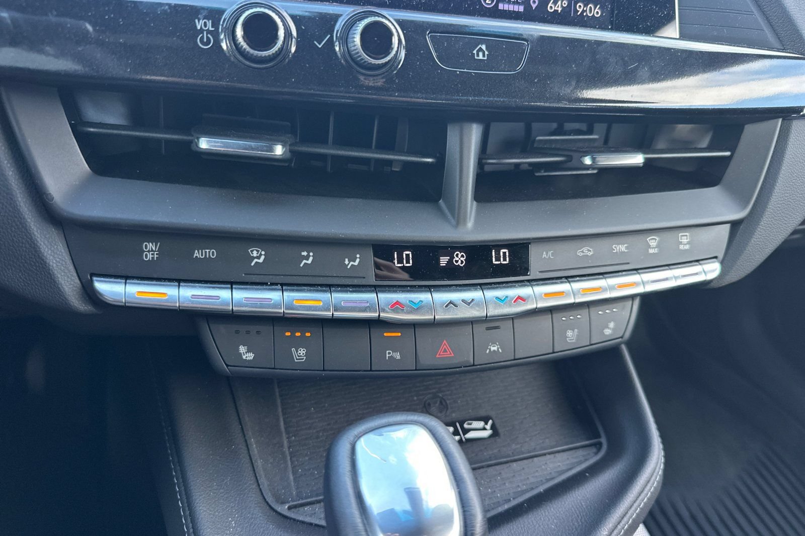 Used 2026 Cadillac CT4 Premium Luxury RWD image 27