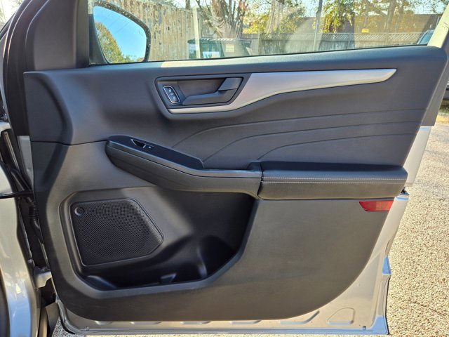 Used 2024 Ford Escape Active w/ Cold Weather Package image 27