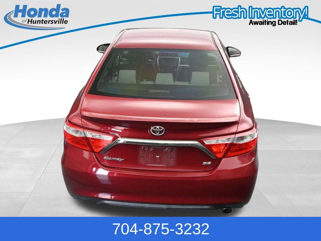 Used 2017 Toyota Camry SE FWD image 16