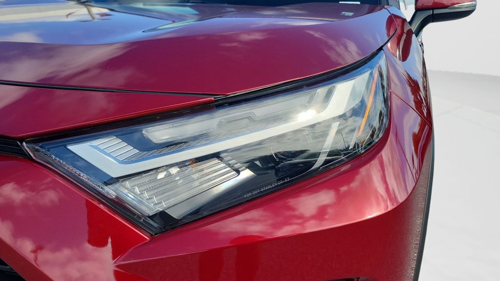 Certified 2025 Toyota RAV4 XLE Premium image 23