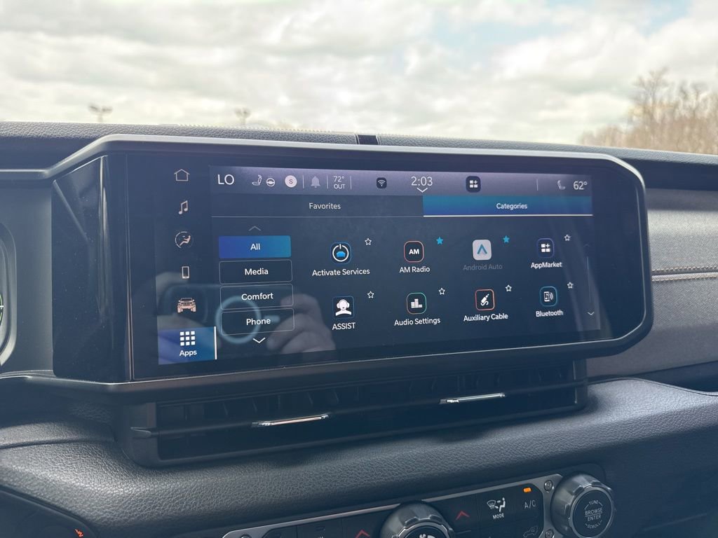 Used 2024 Jeep Wrangler Unlimited w/ Convenience Group image 29