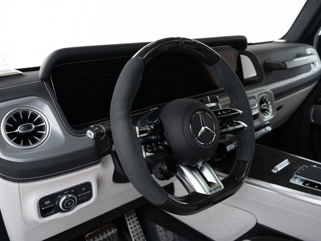 Used 2025 Mercedes-Benz G 63 AMG 4MATIC image 14