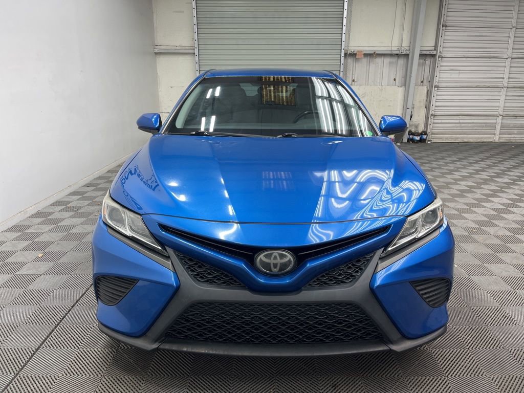 Used 2018 Toyota Camry SE image 9