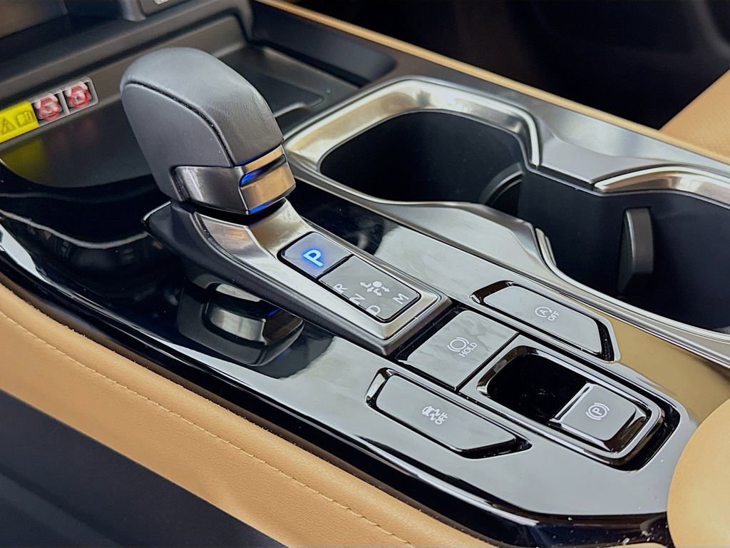 Used 2024 Lexus NX 250 FWD w/ Premium Package image 17