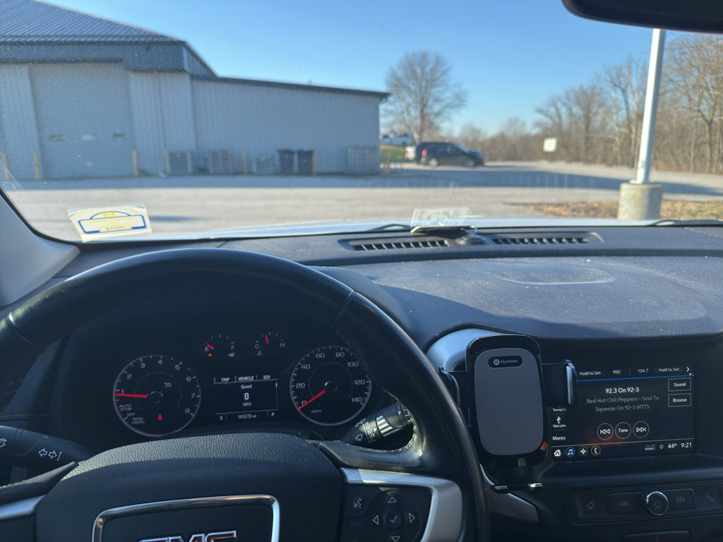 Used 2018 GMC Terrain SLE w/ Driver Convenience Package image 11