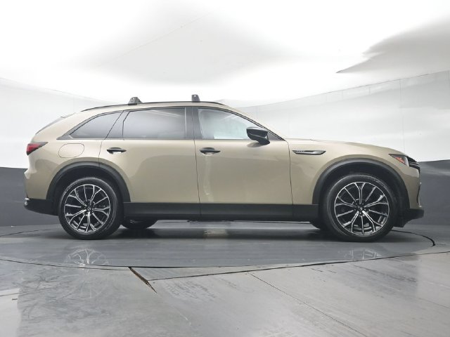 Certified 2025 MAZDA CX-70 Plug-In Hybrid w/ Premium Pkg AWD/4WD image 33