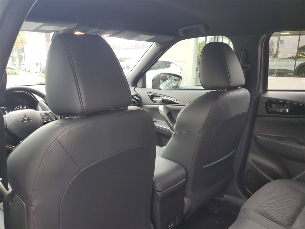 New 2025 Mitsubishi Eclipse Cross Black Edition image 12