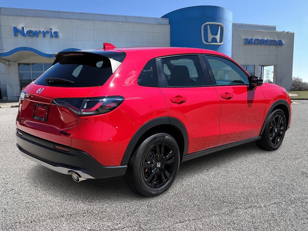 Used 2026 Honda HR-V Sport image 4