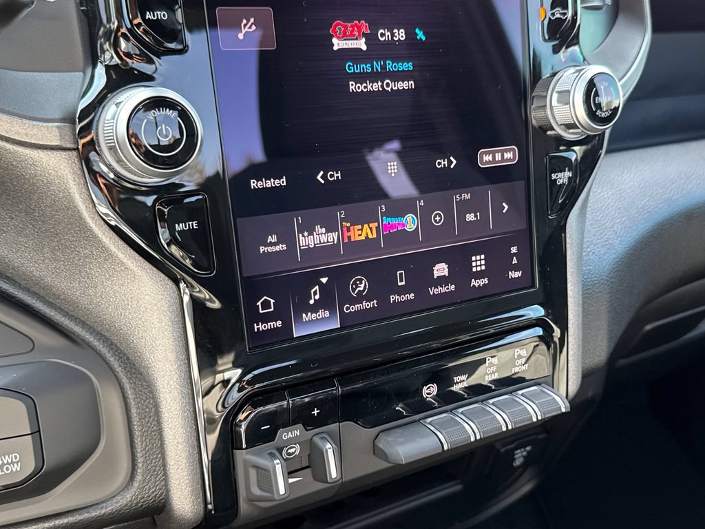 New 2027 RAM 3500 Tradesman AWD/4WD image 26