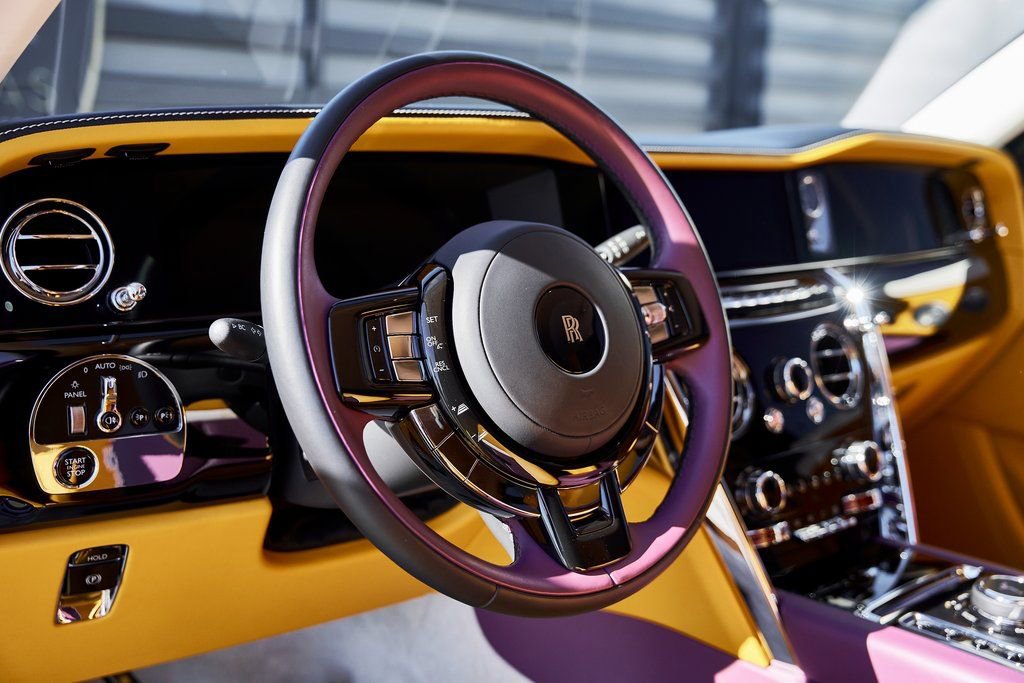 Used 2025 Rolls-Royce Cullinan image 41