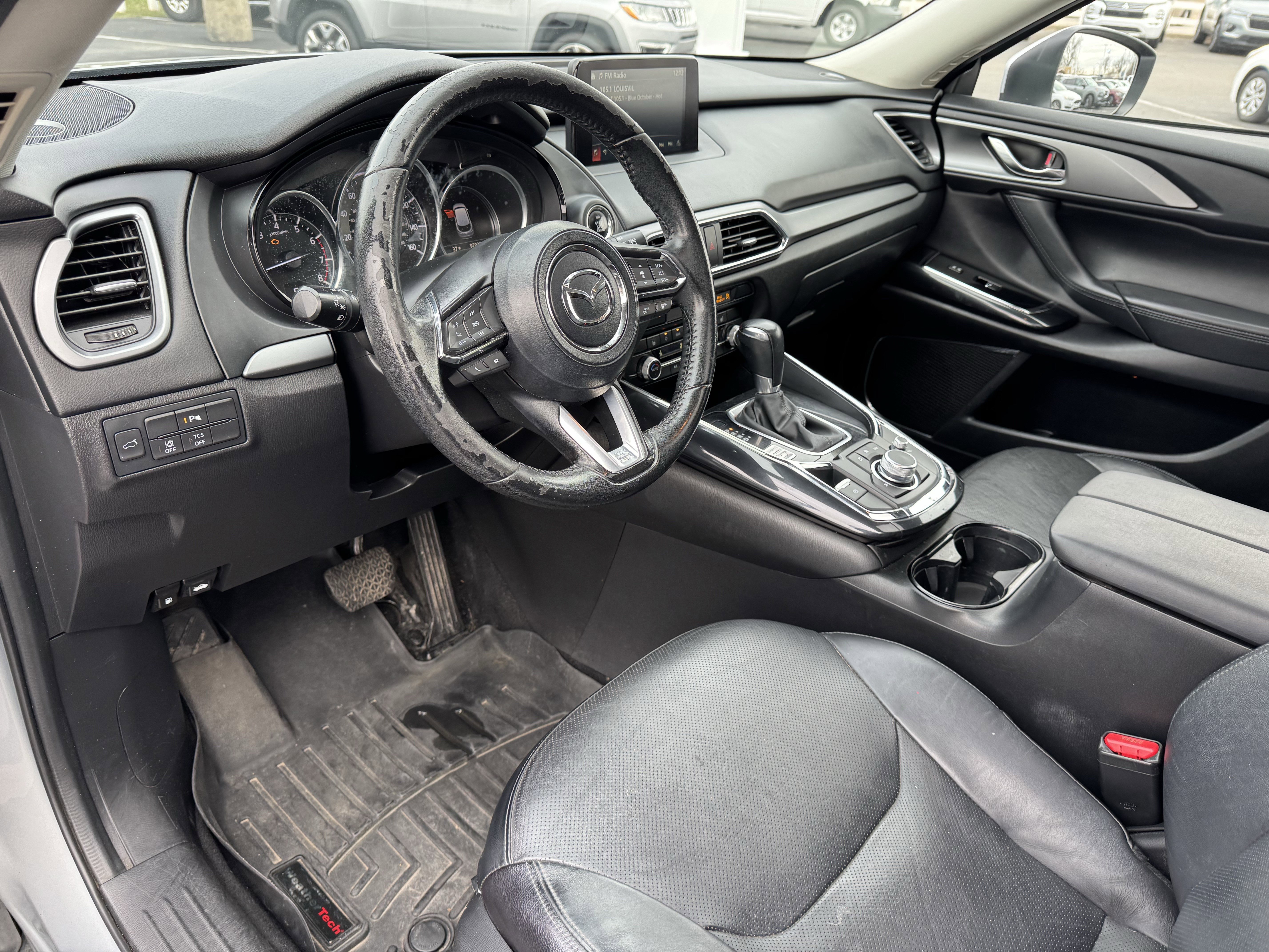 Used 2019 MAZDA CX-9 Touring w/ Touring Premium Package image 9