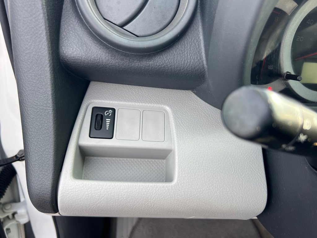 Used 2012 Toyota RAV4 4WD w/ Value Pkg image 25