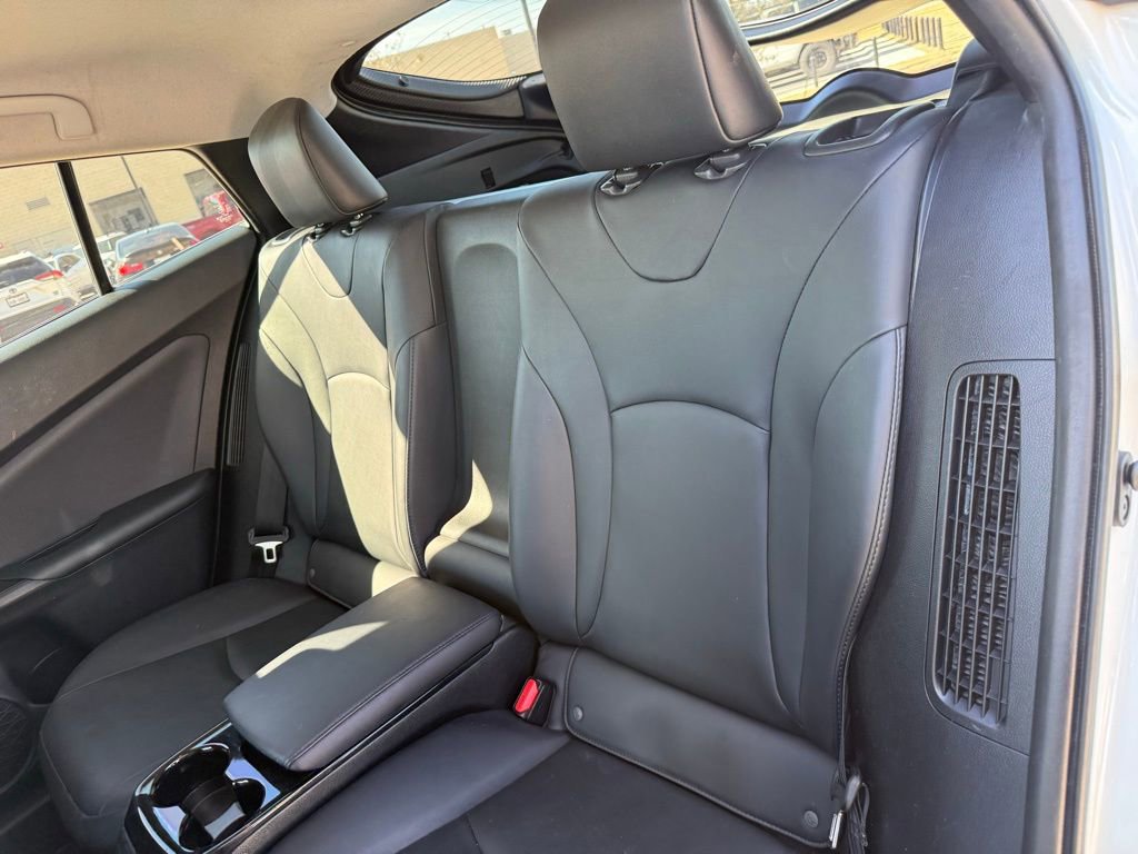 Used 2018 Toyota Prius Prime Premium FWD image 20