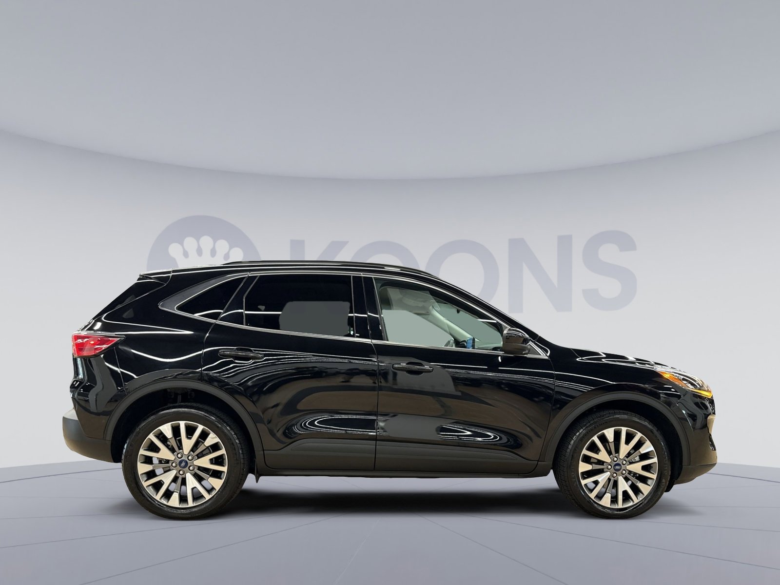 Used 2022 Ford Escape Titanium AWD/4WD image 12
