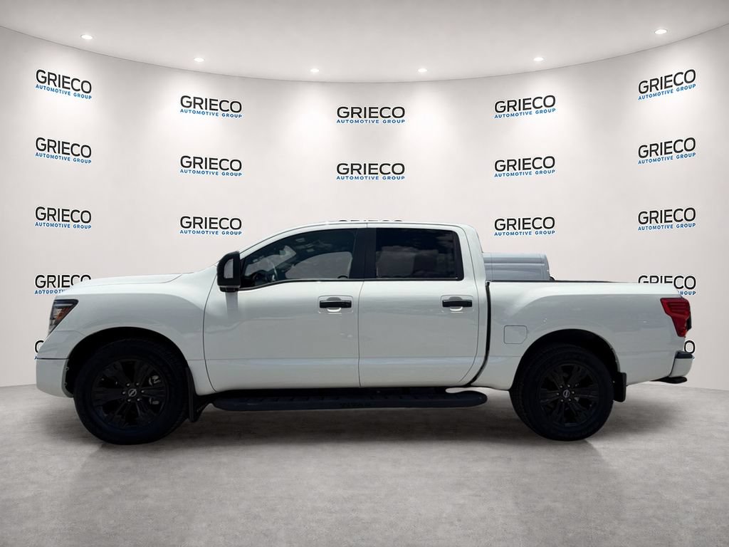 Used 2024 Nissan Titan SV w/ SV Convenience Package AWD/4WD image 4