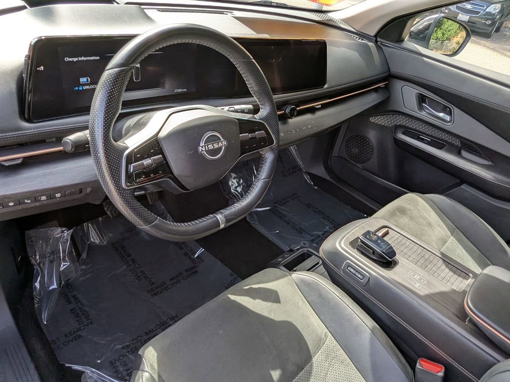 Used 2023 Nissan Ariya FWD image 14
