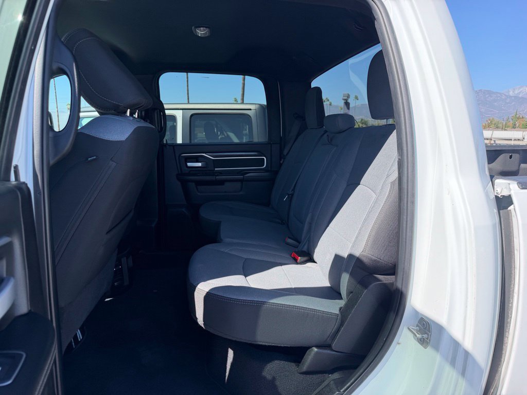 Used 2024 RAM 3500 Big Horn AWD/4WD image 4