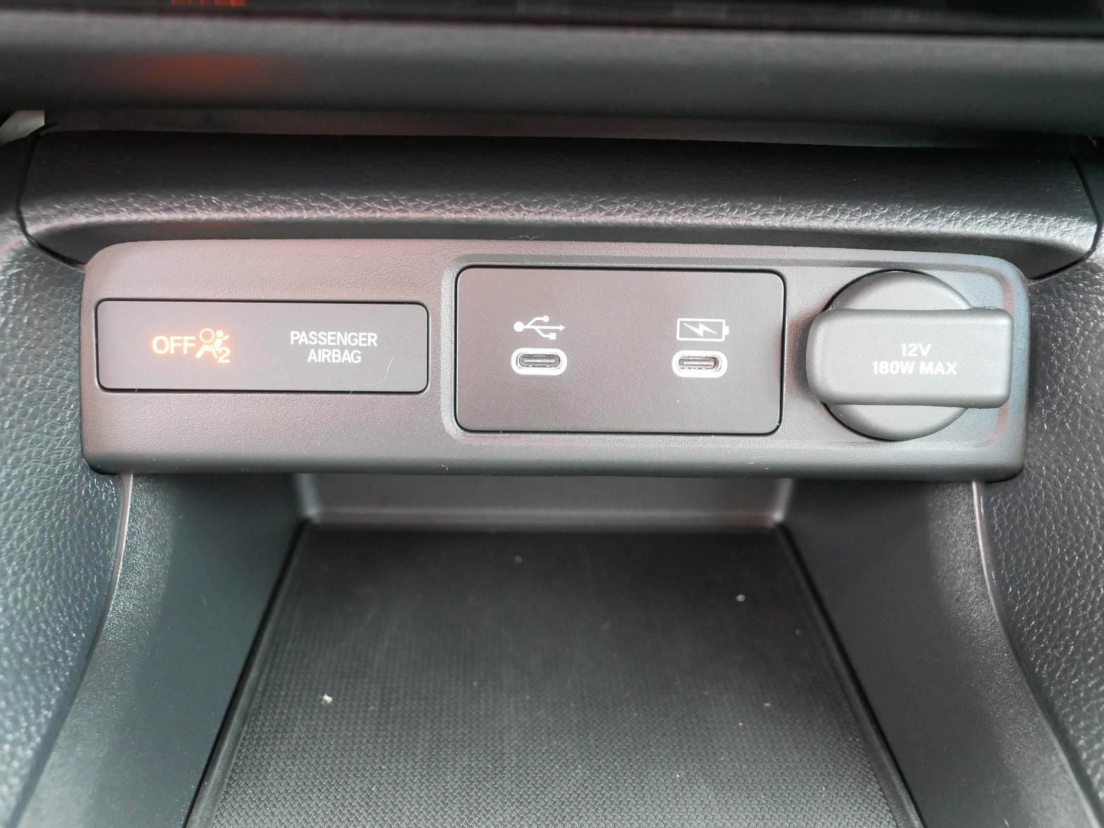 Used 2025 Honda Civic Sport image 32