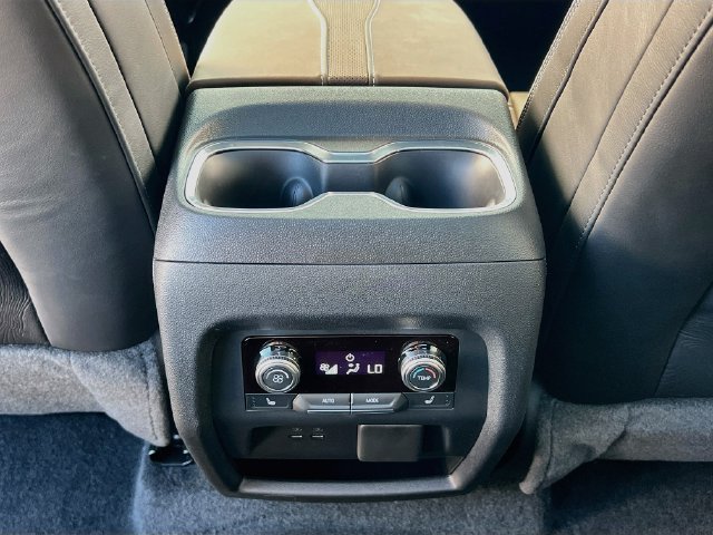 New 2027 GMC Acadia Denali Ultimate FWD image 18