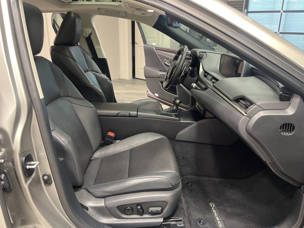 Used 2021 Lexus ES 350 w/ Premium Package image 33