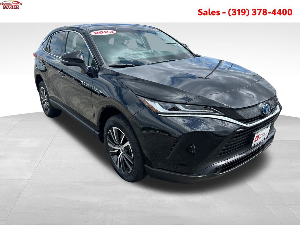 Certified 2023 Toyota Venza LE AWD/4WD image 9