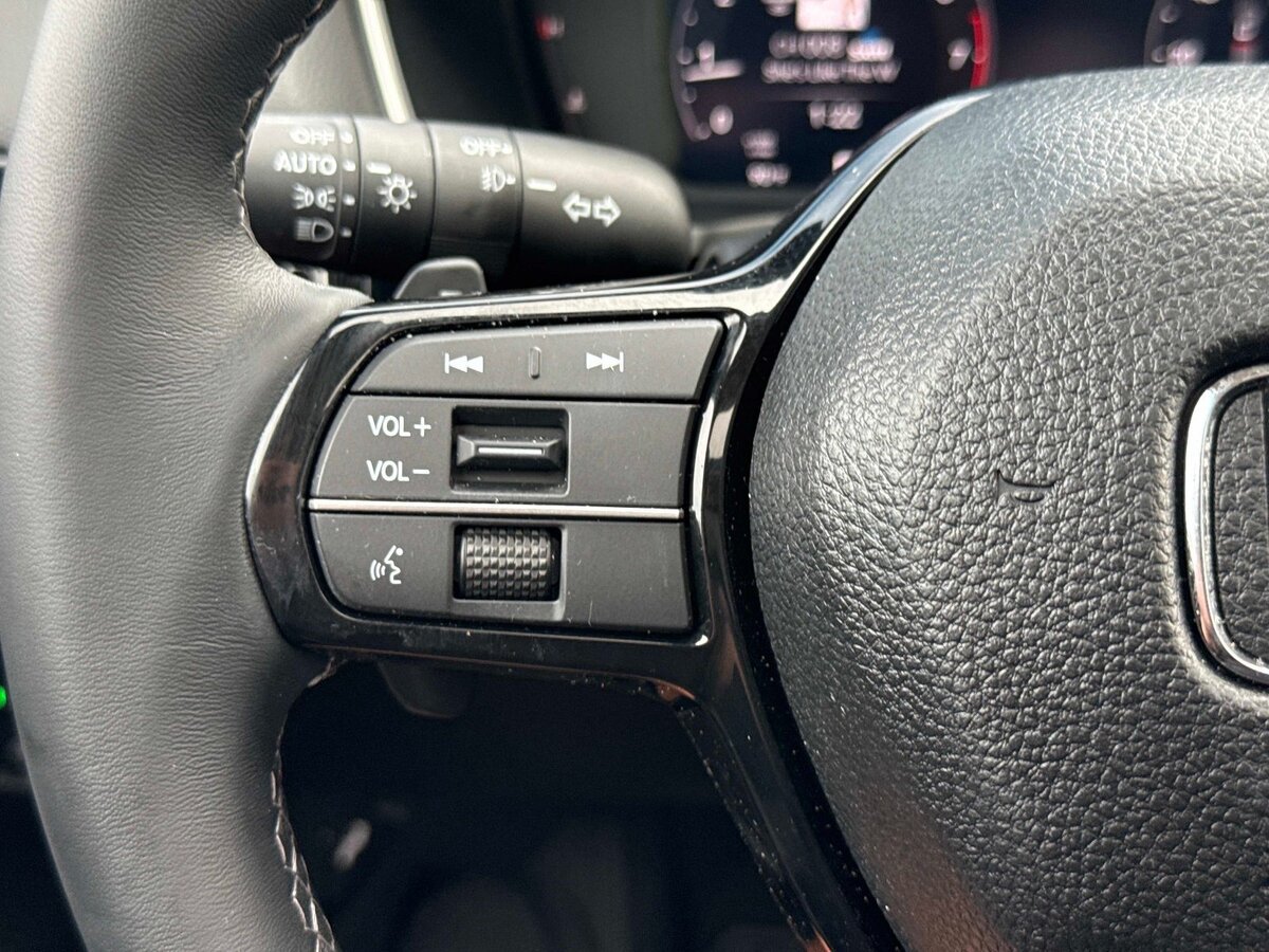 Used 2024 Honda Civic Touring image 27