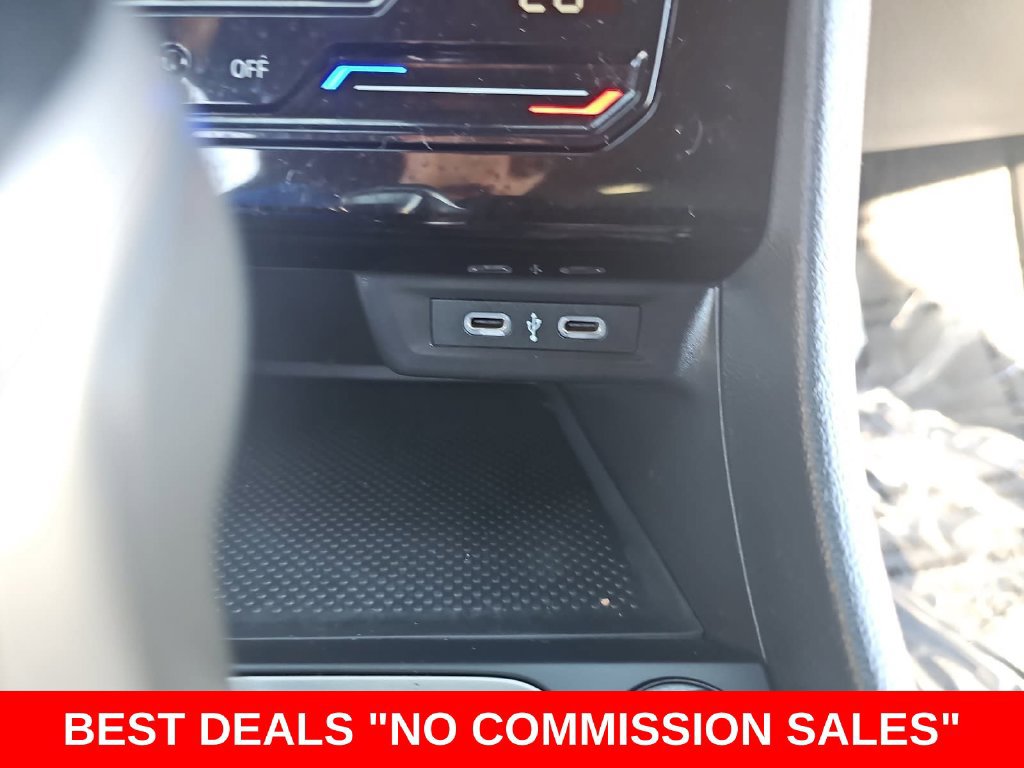 Used 2025 Volkswagen Jetta Sport FWD image 24