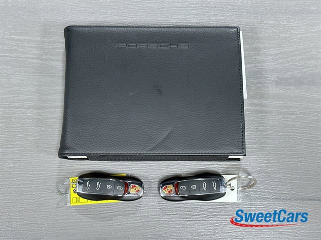 Used 2023 Porsche 718 Boxster Spyder image 52