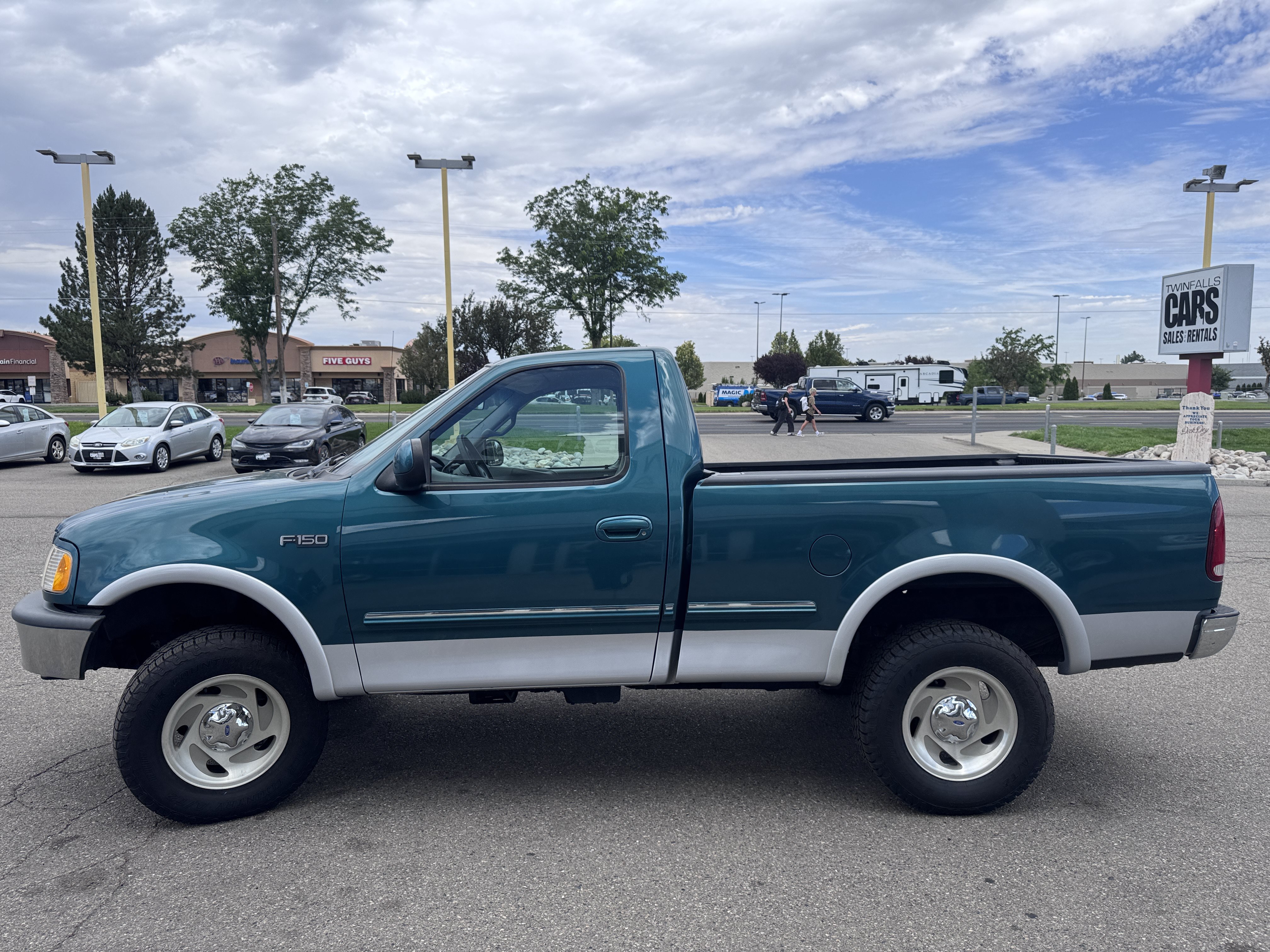 Used 1997 Ford F150 4x4 Regular Cab image 5