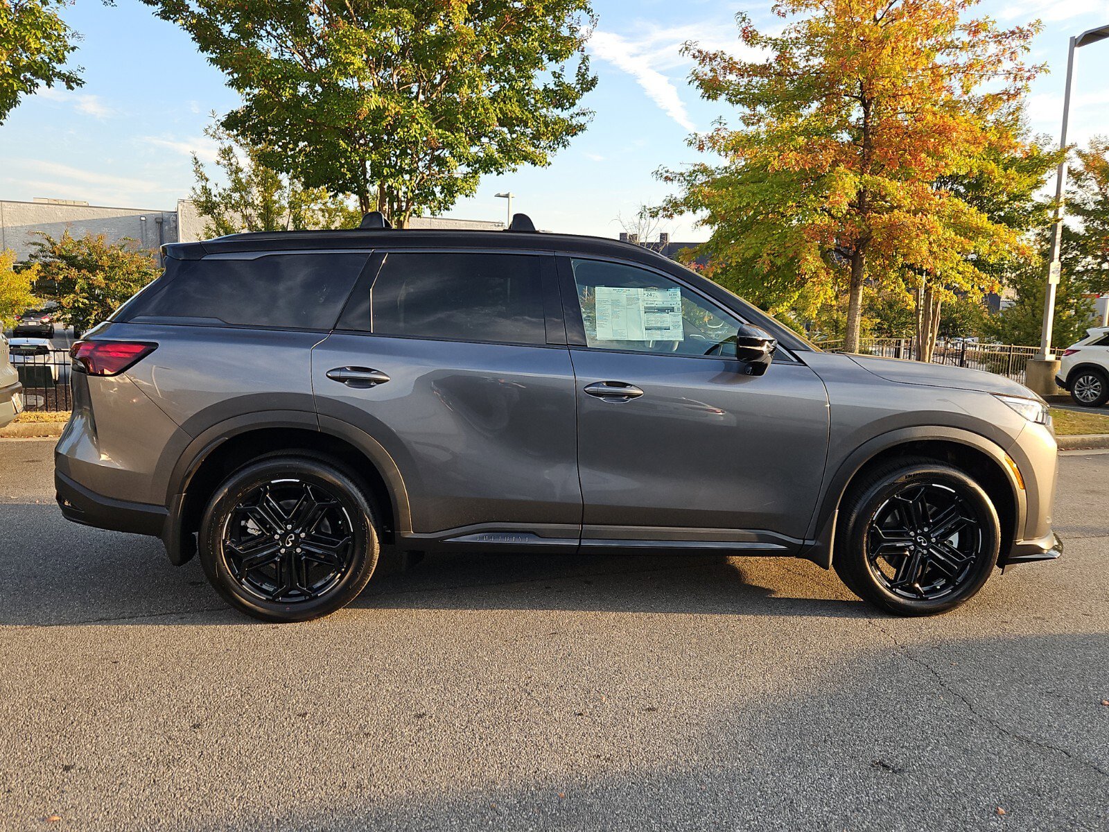 New 2026 INFINITI QX60 Sport image 5