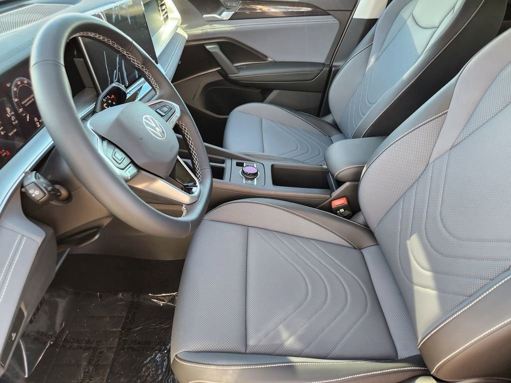 New 2026 Volkswagen Tiguan SE image 4