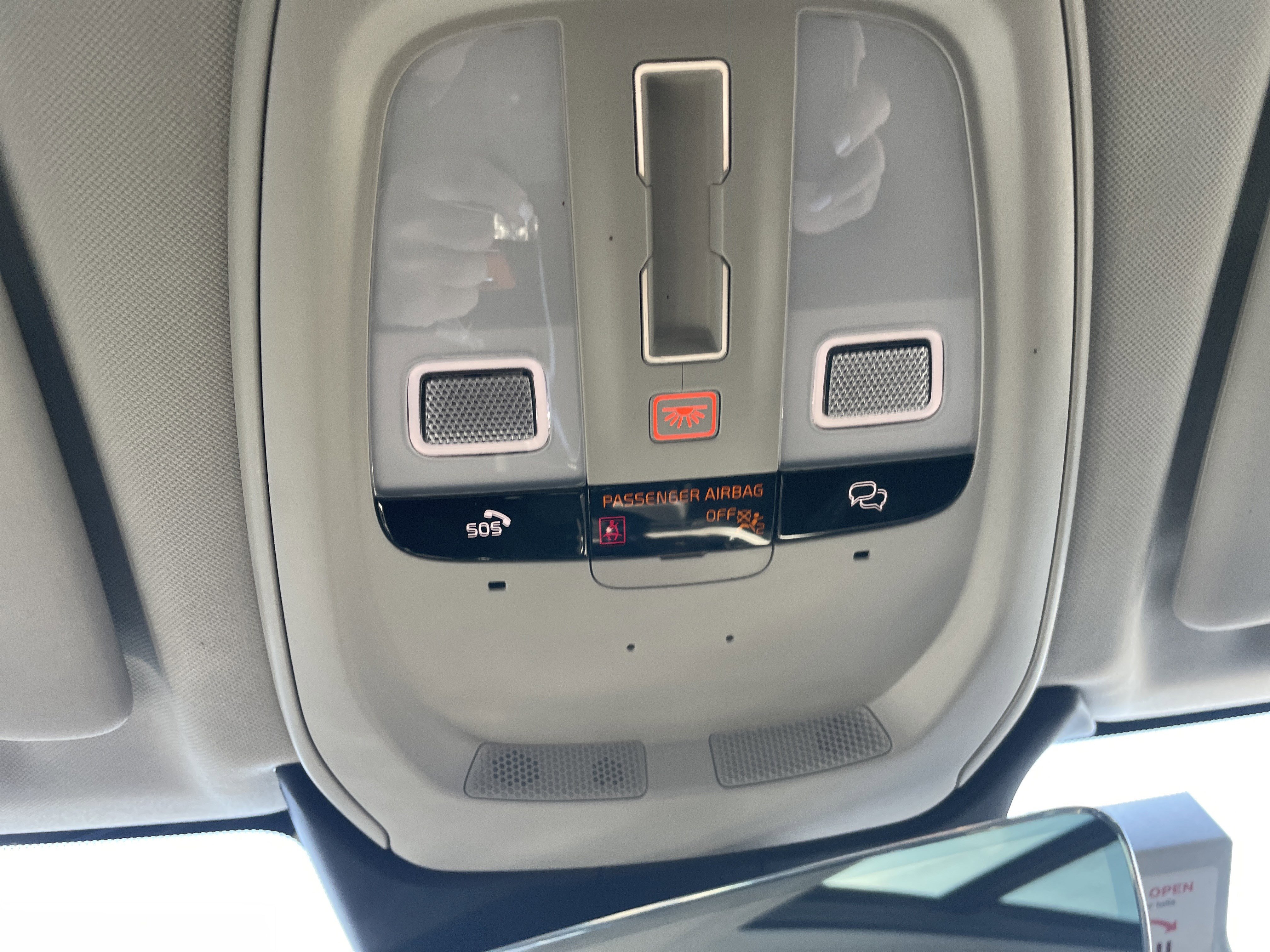 Used 2025 Volvo XC60 B5 Plus image 51