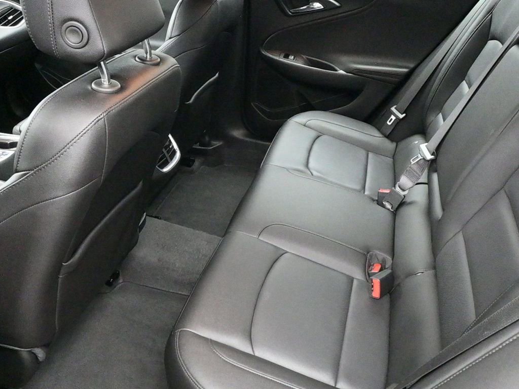 Used 2024 Chevrolet Malibu LT image 14