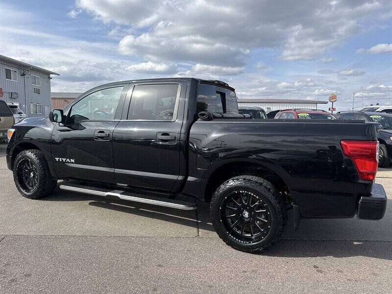 Used 2018 Nissan Titan S w/ S Utility Package AWD/4WD image 4