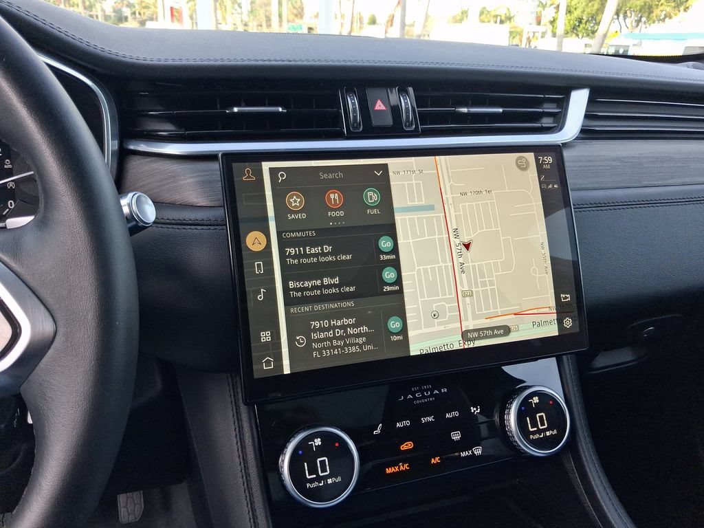 Used 2023 Jaguar F-PACE S AWD/4WD image 22
